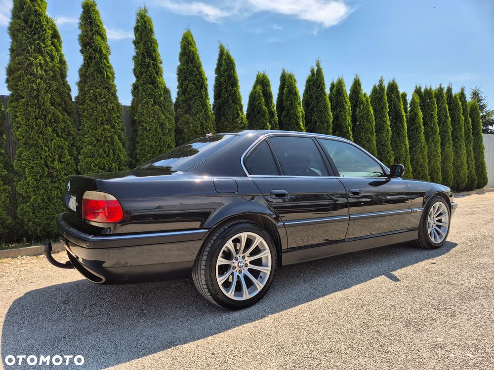 BMW Seria 7 - 4
