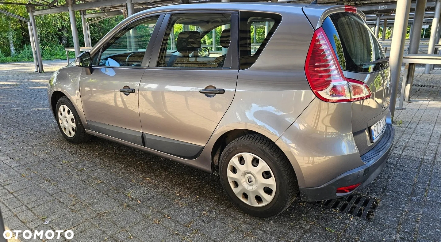 Renault Scenic - 15