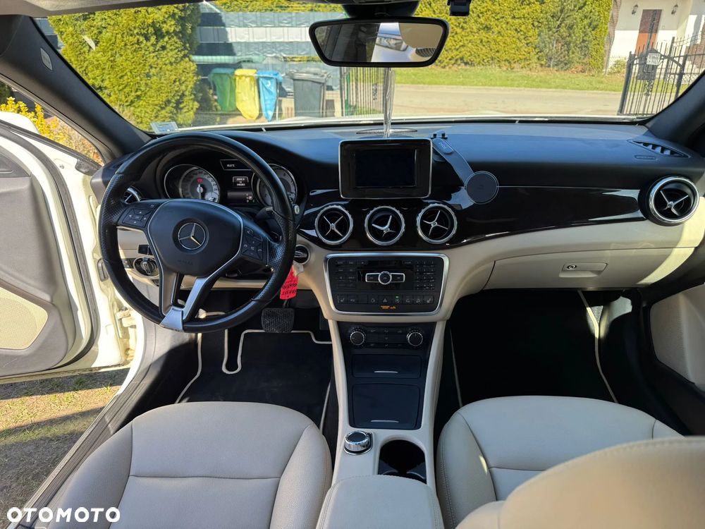 Mercedes-Benz GLA 250 4Matic 7G-DCT Edition 1 - 22