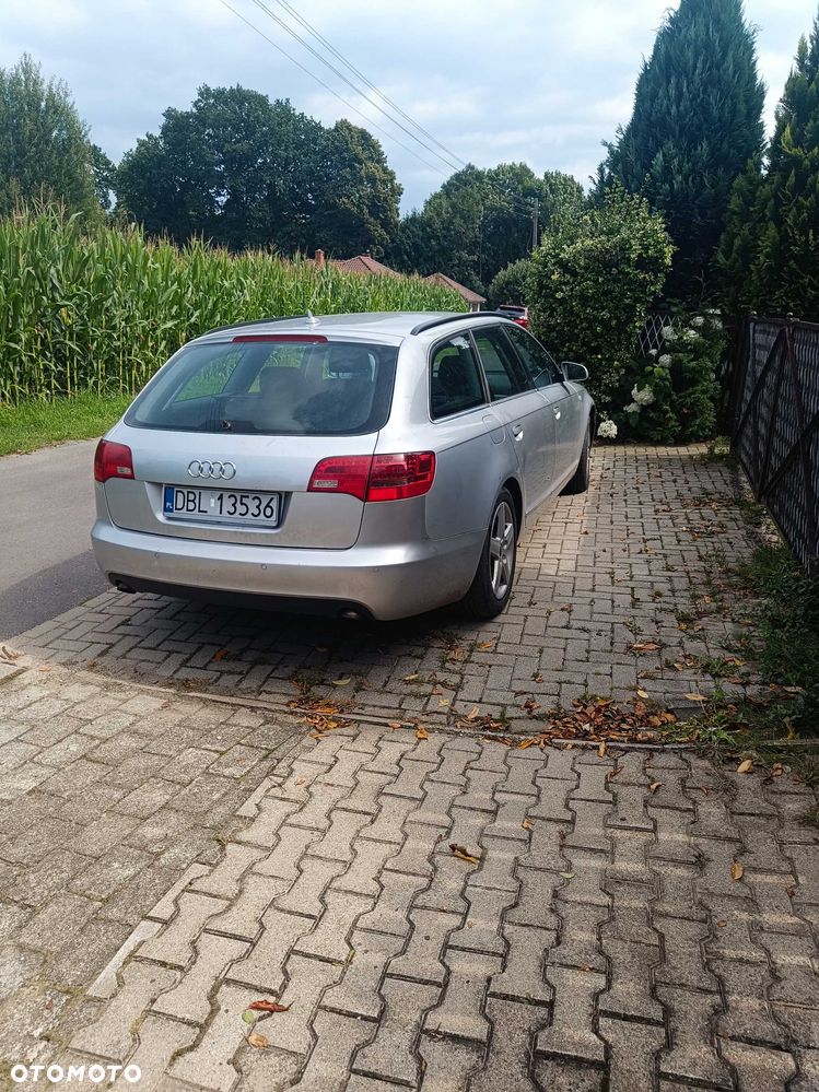 Audi A6 Avant - 4