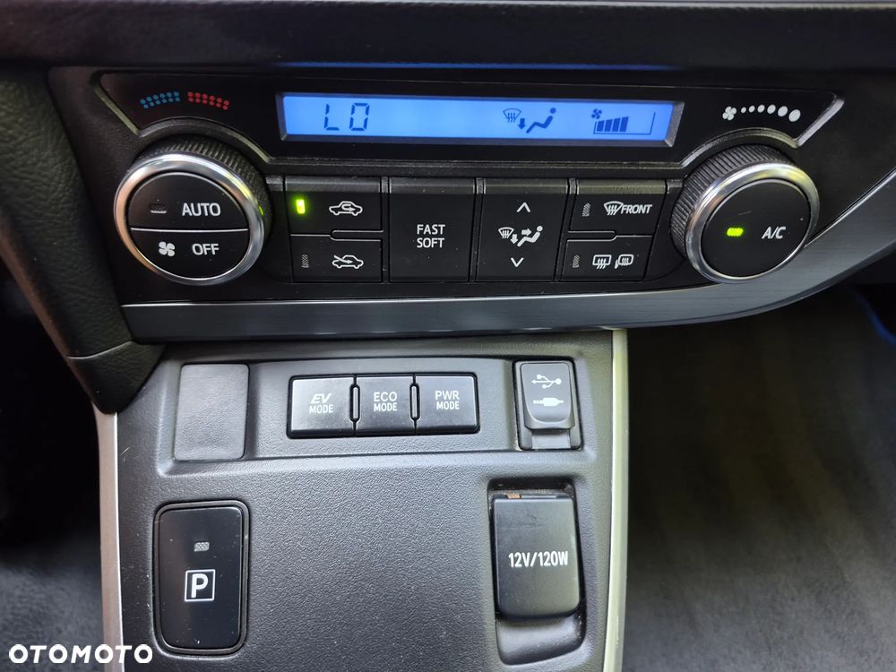 Toyota Auris - 21