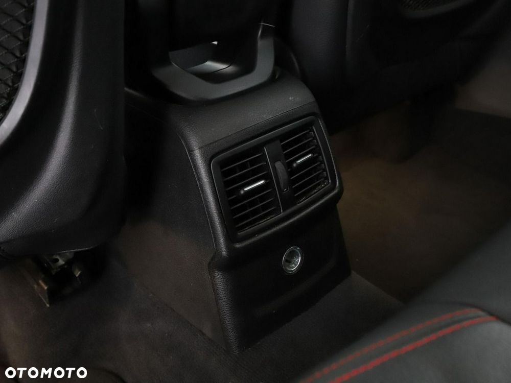 BMW X1 xDrive18d Sport Line - 39