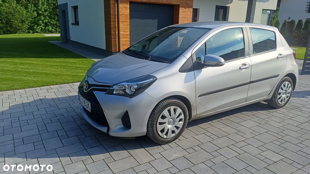 Toyota Yaris 1.33 Dynamic - 12