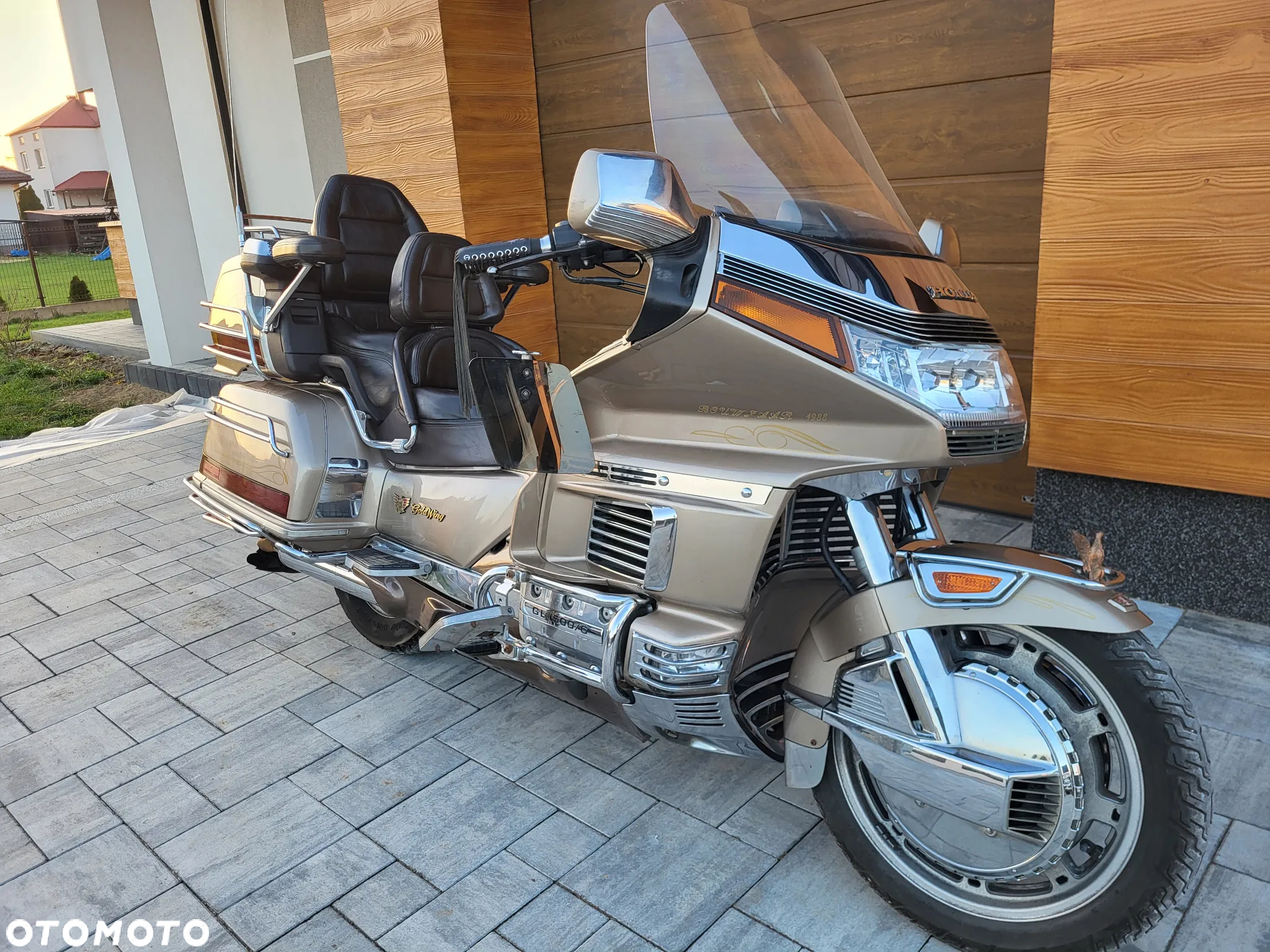 Honda GL - 6