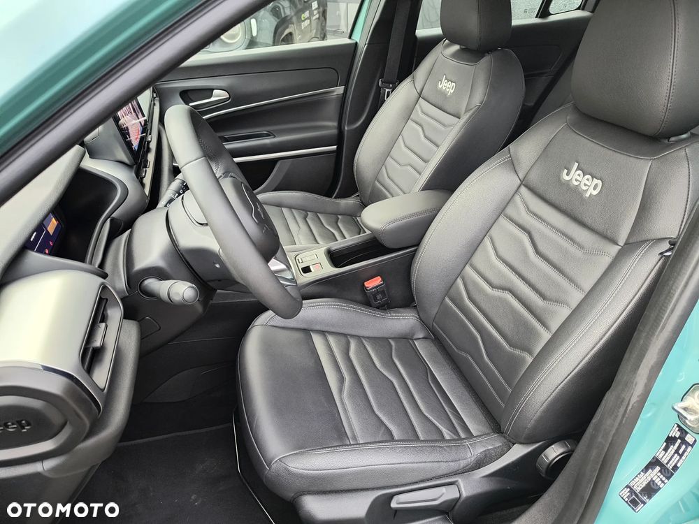 Jeep Avenger 1.2 GSE T3 Altitude FWD - 9