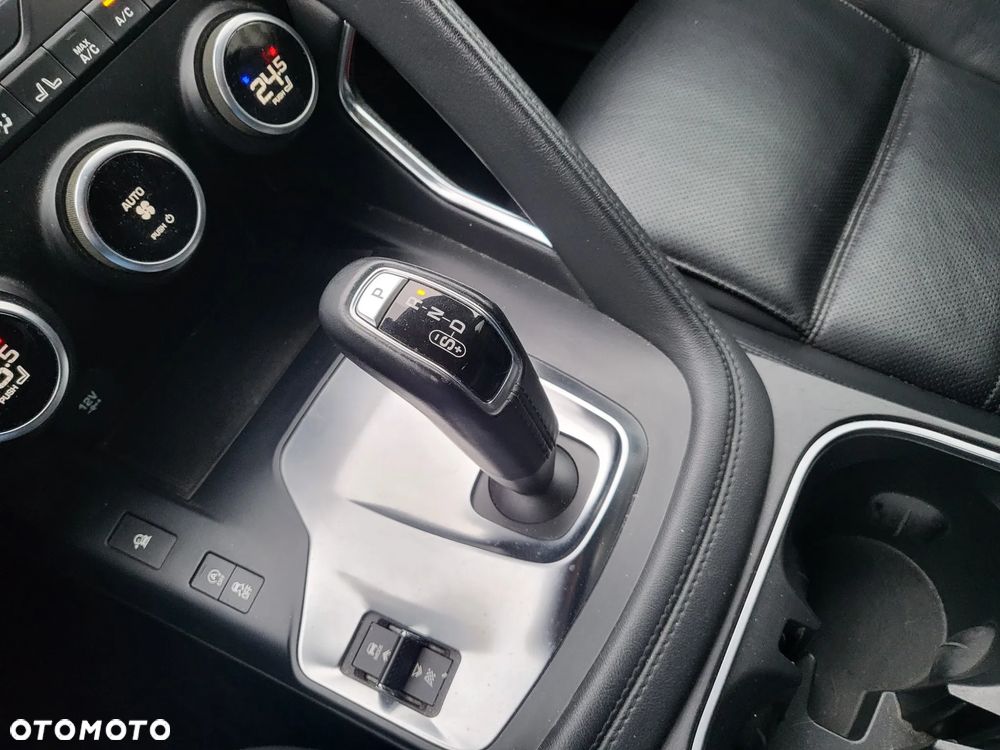 Jaguar E-Pace 2.0 i4P AWD HSE - 34