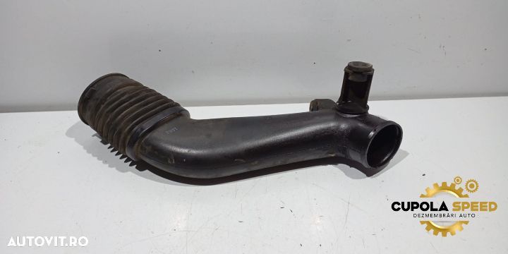 Furtun conducta admisie 68137236AA 3.0 D Lancia Thema 2 [2011 - 2014] - 1