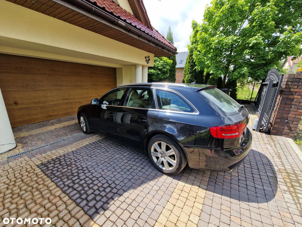 Audi A4 Avant 2.0 TDI e DPF Ambiente - 3