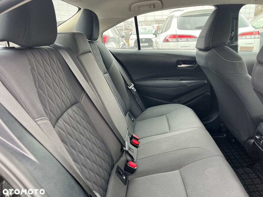 Toyota Corolla 1.8 Hybrid Comfort - 31