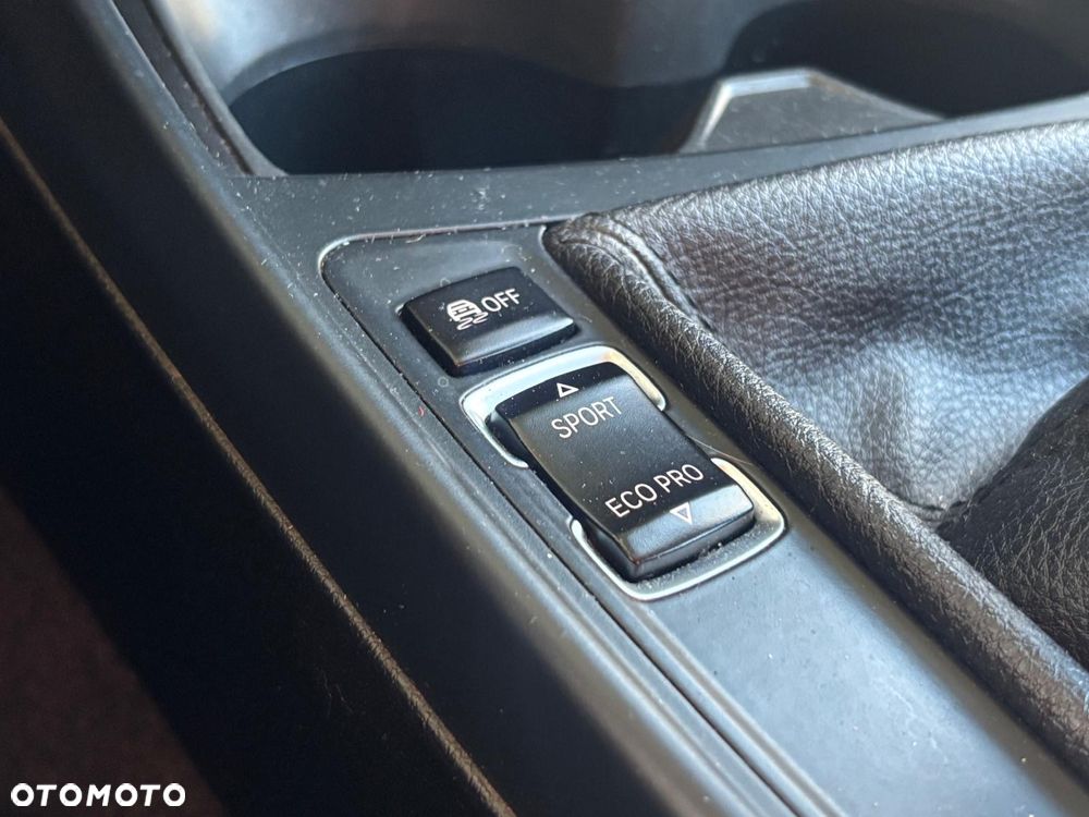 BMW Seria 1 116d DPF Edition Lifestyle - 27