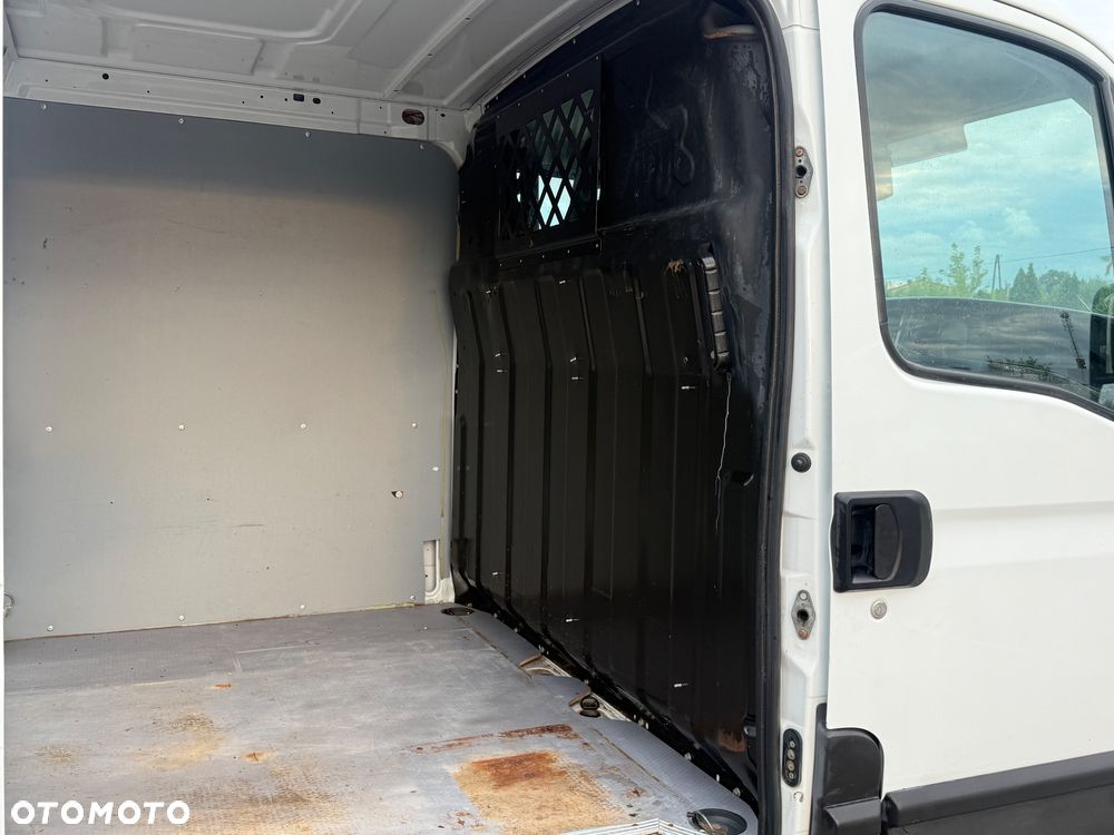 Iveco DAILY - 19
