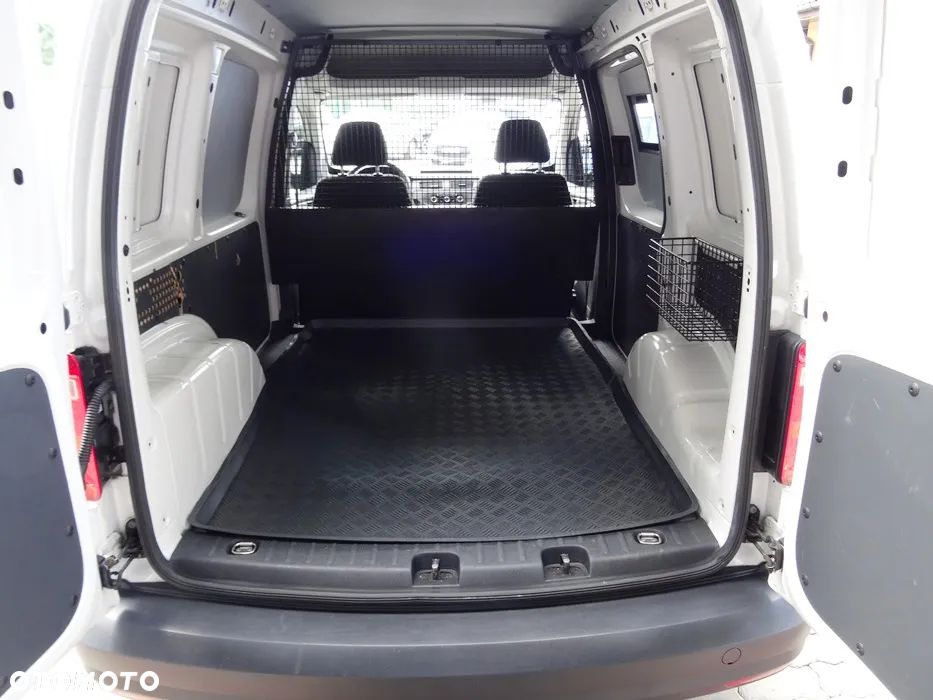 Volkswagen CADDY - 17