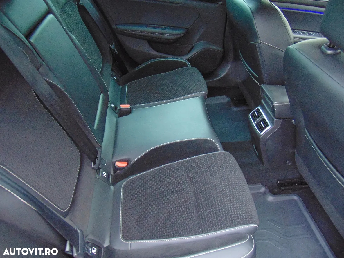 Renault Megane TCe 140 EDC GPF Intens - 16