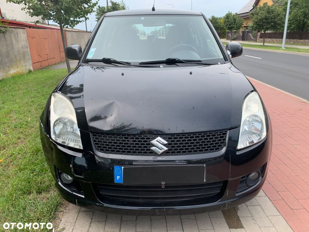 Suzuki Swift - 2