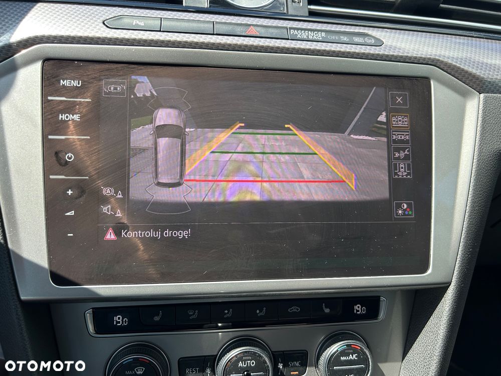 Volkswagen Passat Alltrack 2.0 TDI SCR DSG 4Motion - 30