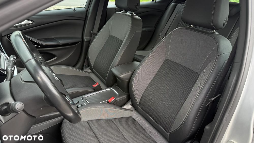 Opel Astra 1.2 T Business Elegance S&S - 16