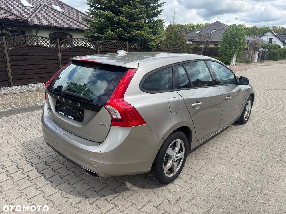 Volvo V60 D4 Geartronic Linje Business - 6