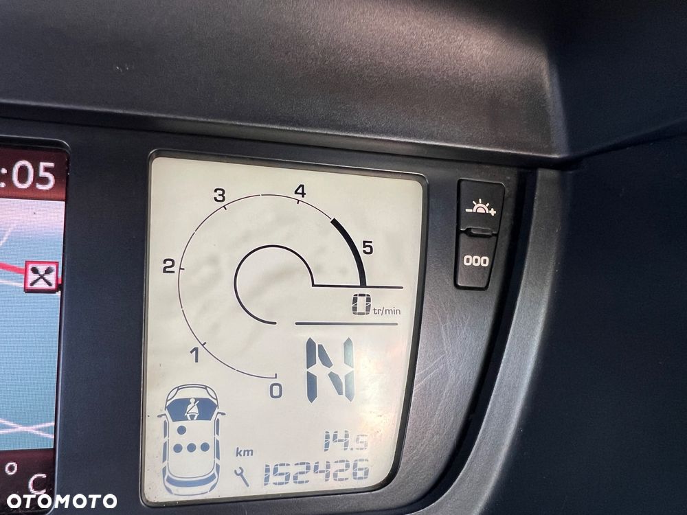 Citroën C4 Grand Picasso - 9