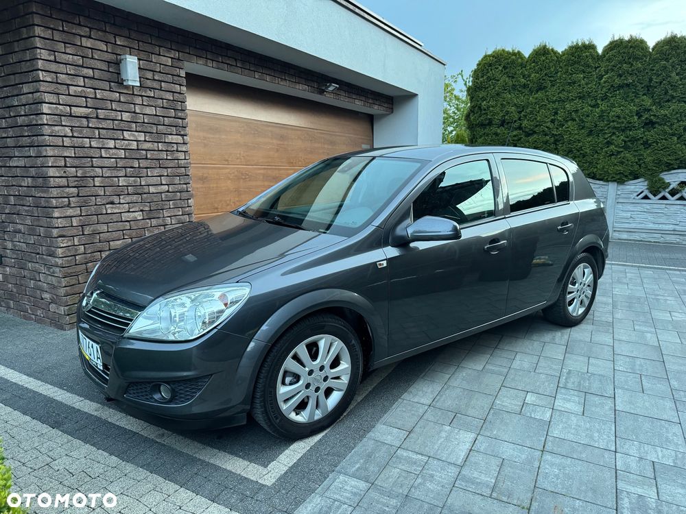 Opel Astra 1.4 Selection - 1