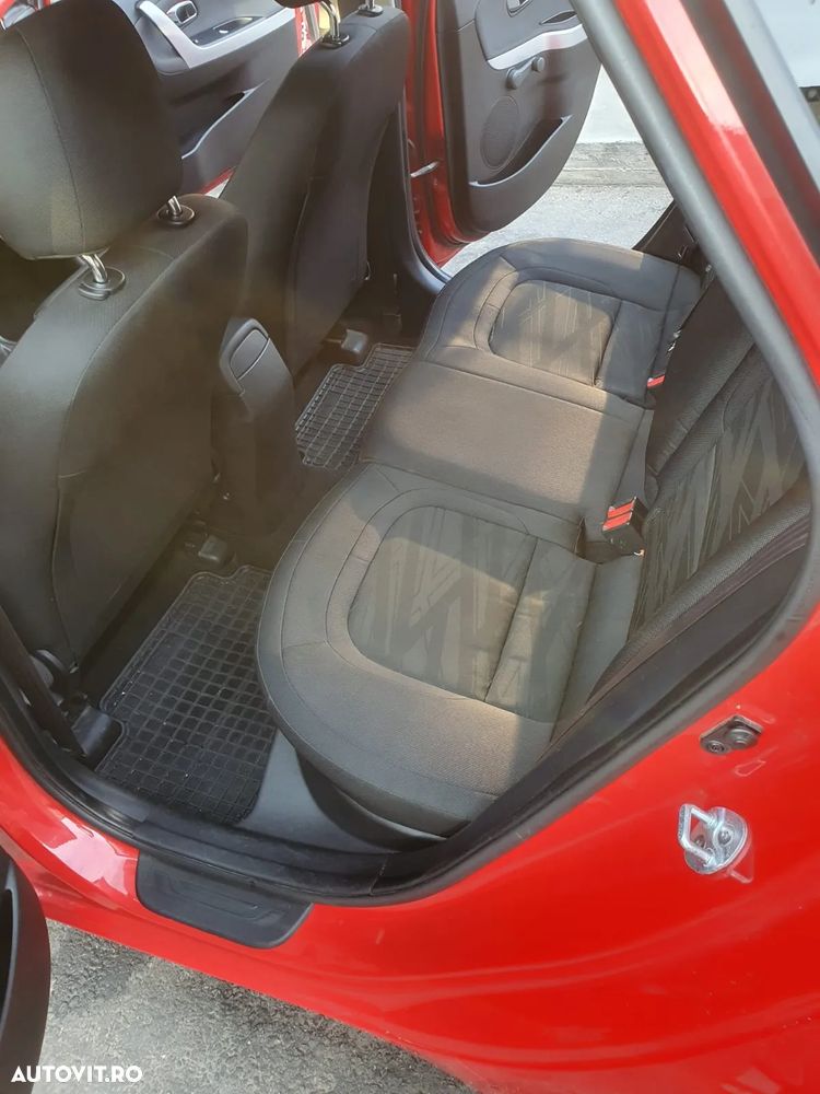 Kia Ceed Cee'd 1.4 GSL Best - 4