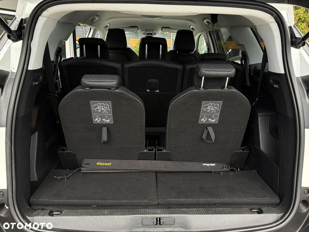 Peugeot 5008 1.2 PureTech Allure S&S EAT8 - 33