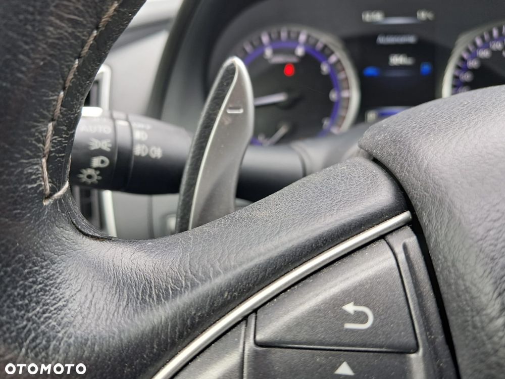 Infiniti Q50 2.2d Premium EU6 - 21