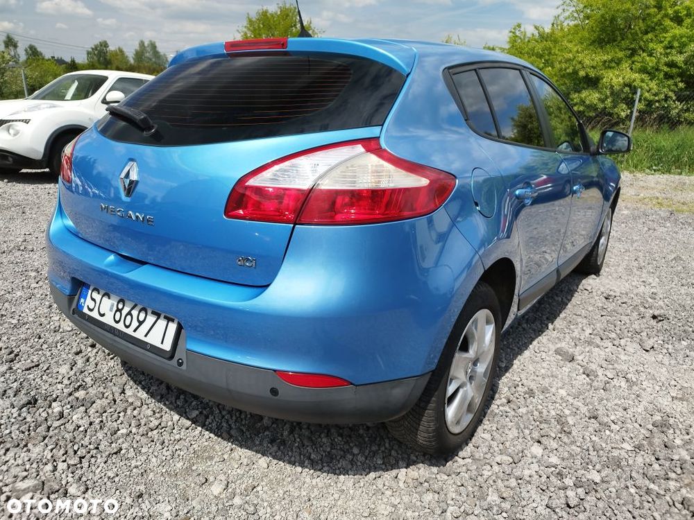 Renault Megane dCi 110 FAP Paris - 3