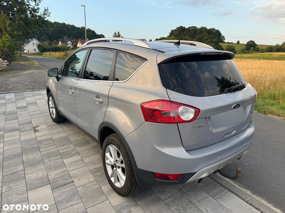 Ford Kuga 2.0 TDCi 4WD Titanium - 4