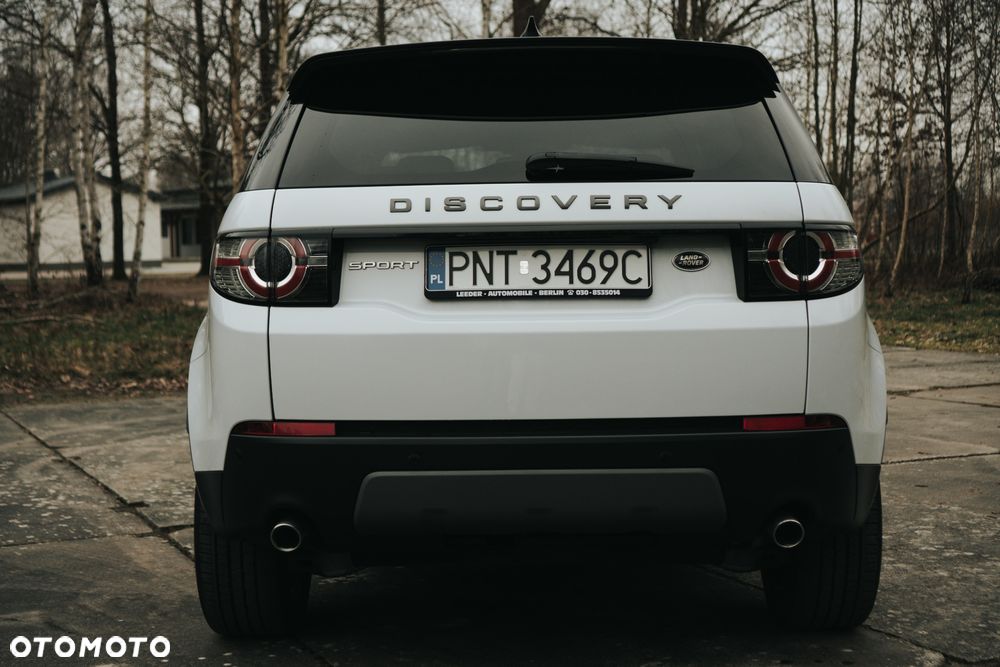Land Rover Discovery Sport D180 HSE - 13