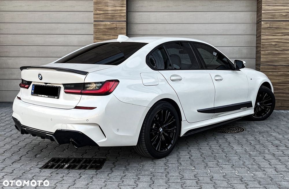 BMW Seria 3 320d xDrive M Sport Shadow sport - 6