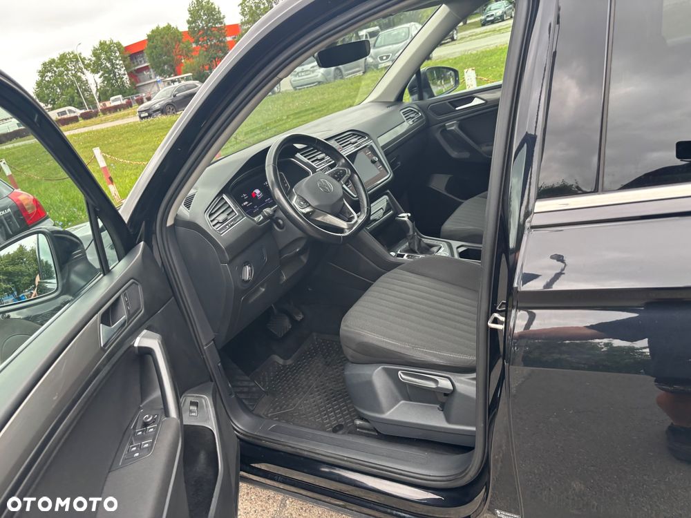 Volkswagen Tiguan 2.0 TDI SCR 4Mot Life DSG - 23