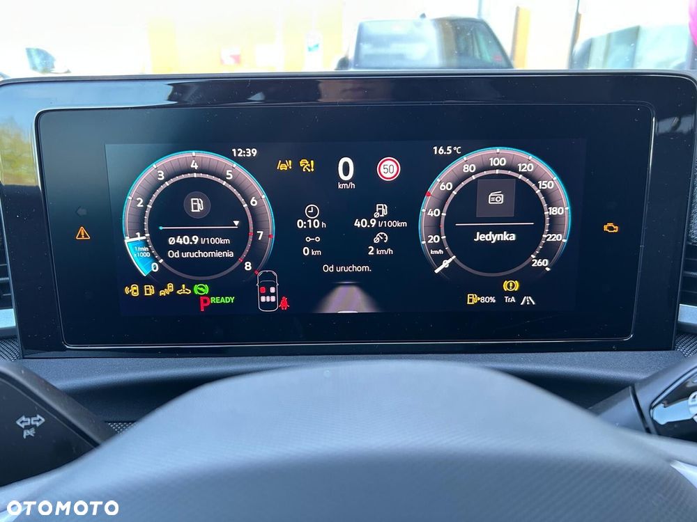 Volkswagen T-Roc - 16