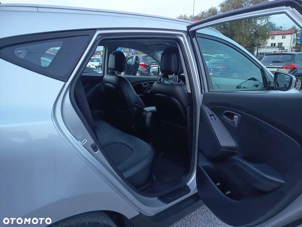 Hyundai ix35 1.6 2WD UEFA EURO 2012 Edition - 30