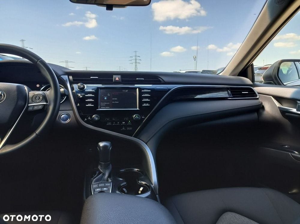 Toyota Camry 2.5 Hybrid Comfort CVT - 20