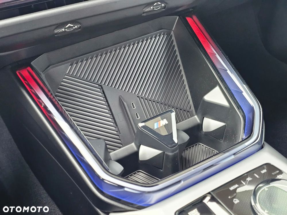 BMW X3 20 xDrive - 28