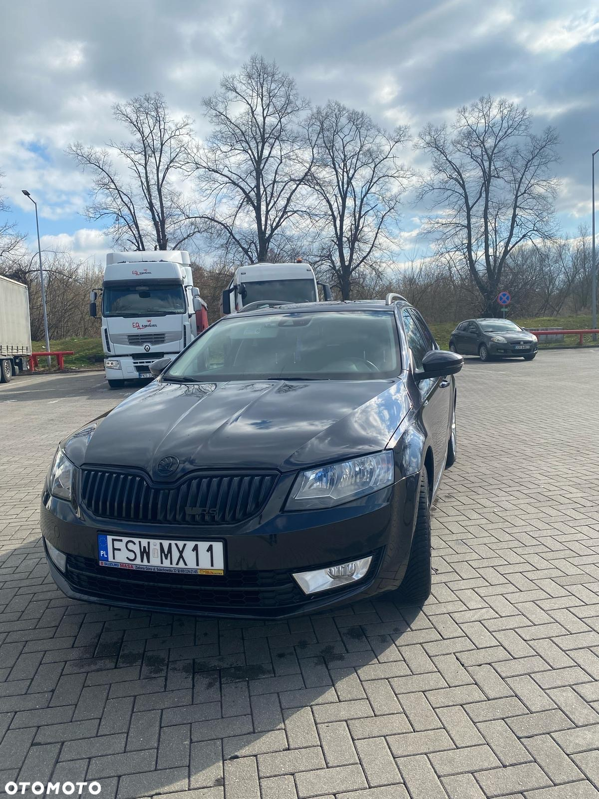 Skoda Octavia 1.6 TDI DPF DSG Elegance - 4