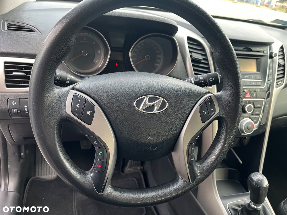 Hyundai i30 1.4 CRDi Run - 11