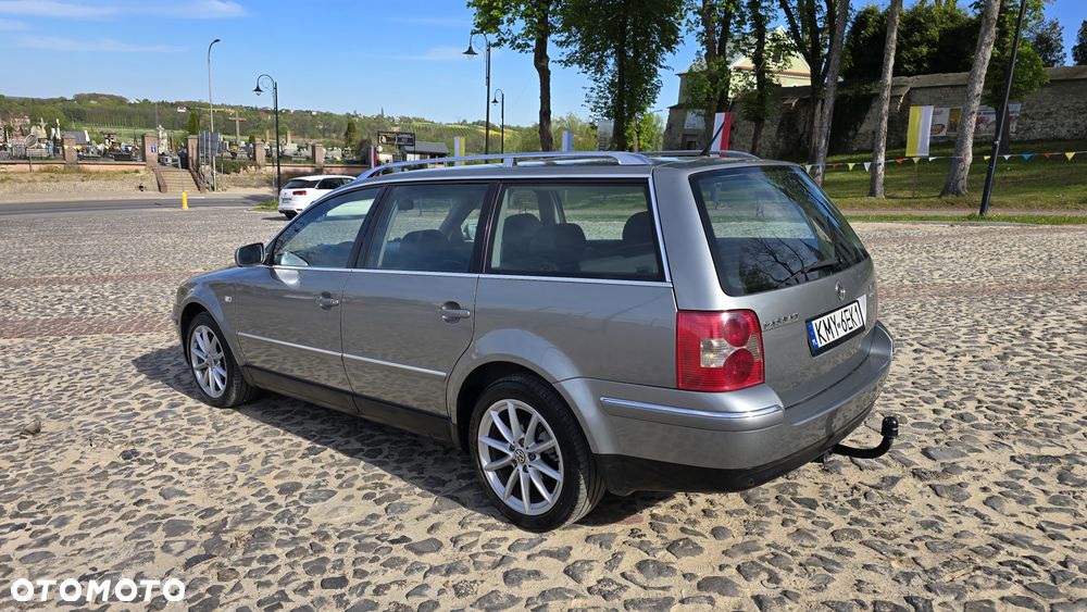 Volkswagen Passat 2.5 TDI Highline Tiptr - 4