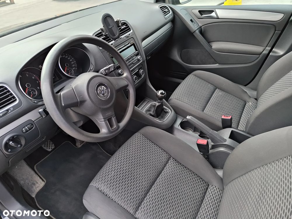 Volkswagen Golf 1.6 Comfortline - 8