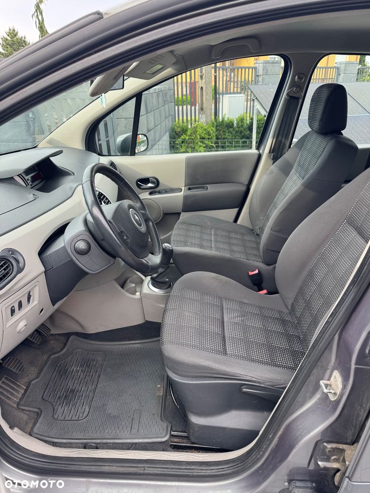 Renault Modus 1.6 16V Privilege - 7