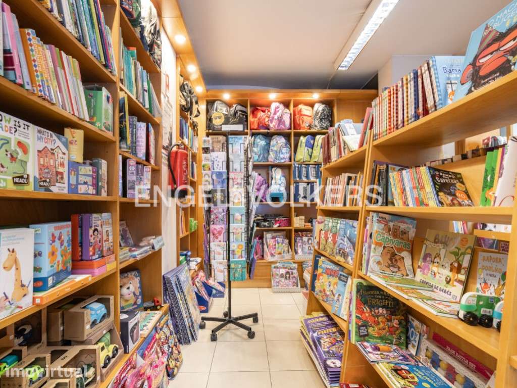 Loja comercial no Parque das Nações com garagem - Grande imagem: 4/28