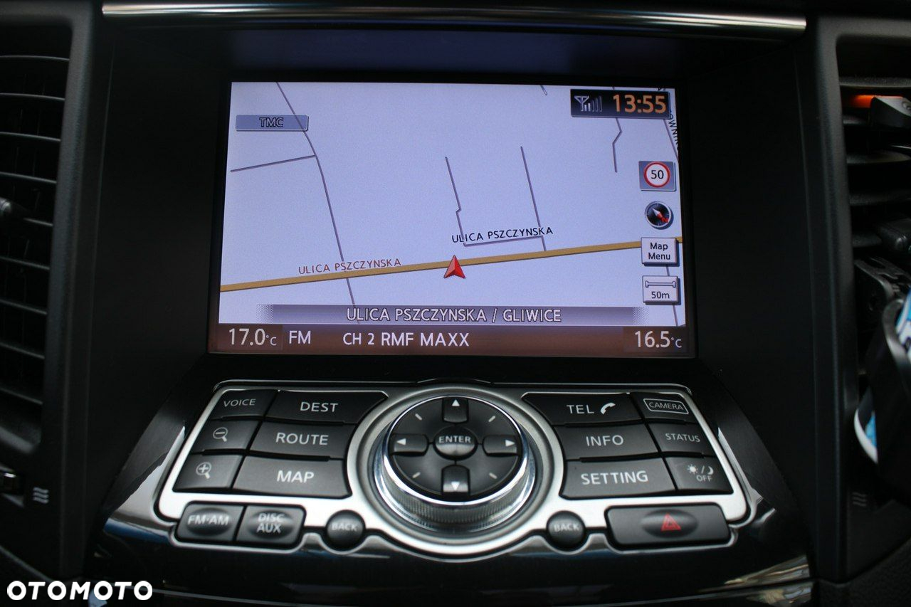 Infiniti QX70 - 28