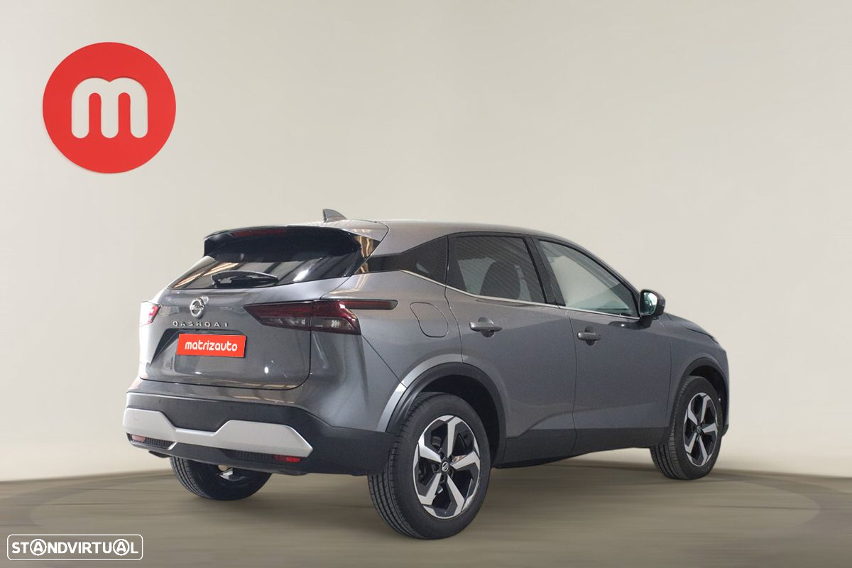 Nissan Qashqai 1.3 DIG-T N-Connecta Xtronic - 4