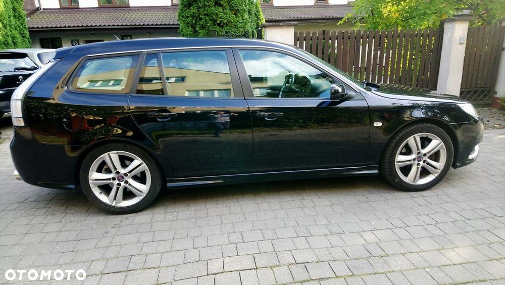 Saab 9-3 2.8 Turbo V6 Sport-Kombi Aero XWD - 14