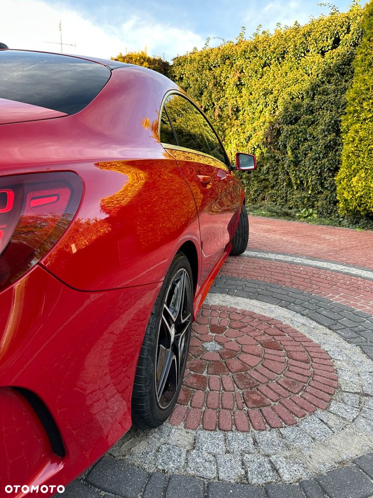 Mercedes-Benz CLA 250 4-Matic AMG Line - 9