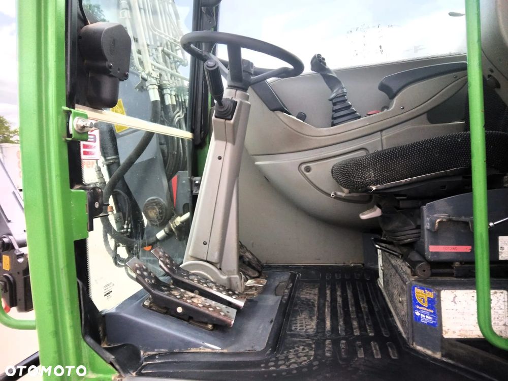 Schaeff TW110 koparka kołowa 4x4 - 25