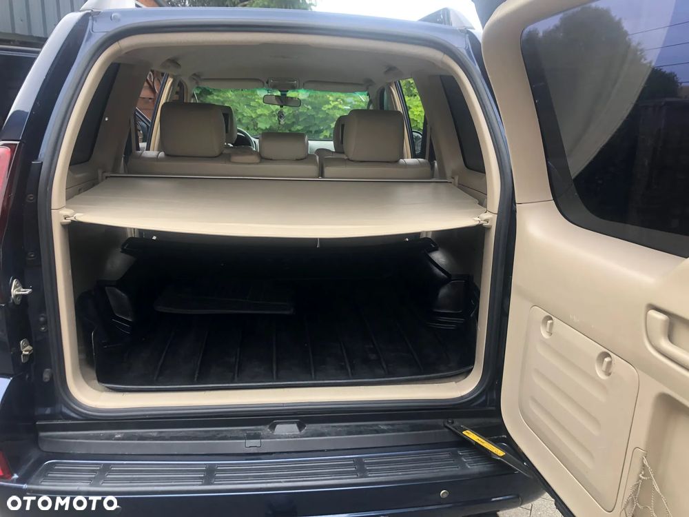 Toyota Land Cruiser - 9