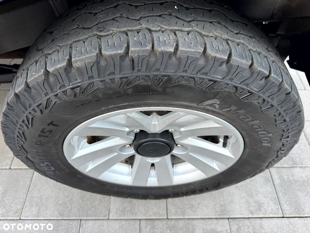 Suzuki Jimny - 27