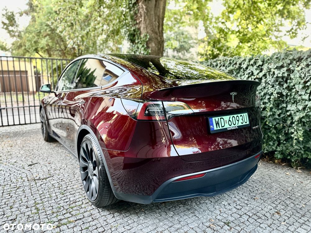 Tesla Y Performance AWD - 4