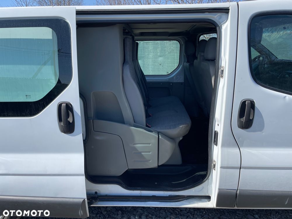 Renault Trafic - 15